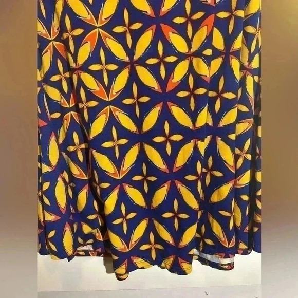 Lularoe short sleeve tshirt mini dress - Picture 3 of 6